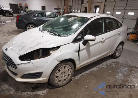 2015 Ford Fiesta S z USA, uszkodzony, nr VIN 3FADP4AJ0FM207642